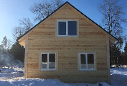 Двухэтажный деревянный дом 6х9м